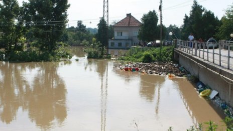 Затварят временно пункта за помощи на БЧК в Мизия