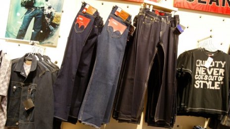 New Yorker и Levi's в "дънкова война“ 