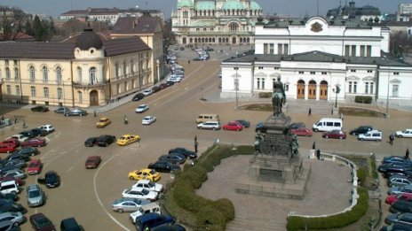 Реформите в България се изхабиха, преди да са се случили