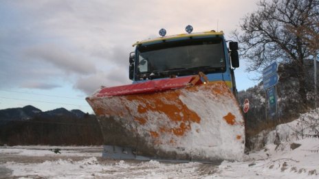 АПИ: Карайте внимателно и със зимни гуми!