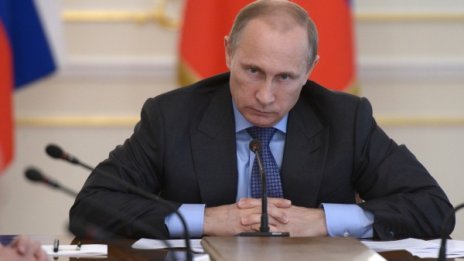 Оливър Стоун иска да прави документален филм за Путин