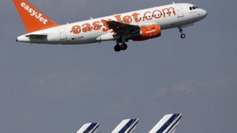 Стачка на стюардеси във Франция отмени 40 полета на EasyJet