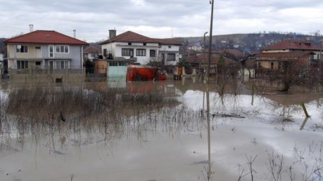 МВР на пост срещу мародерите в евакуираните села