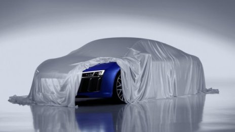 Повдигнаха покривалото на новото Audi R8