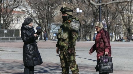 Бомба избухна по време на шествие в Харков