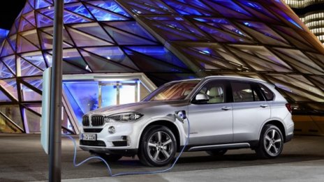 Електрическият BMW X5 е готов