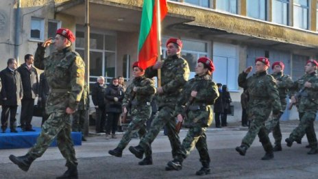 Скандал с издевателства във военния университет