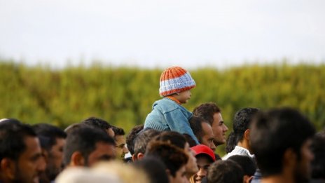 В Германия запалиха сграда за бежанци 