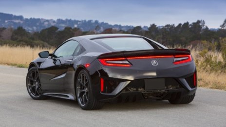 Новата суперкола NSX пристига с 580 к.с.