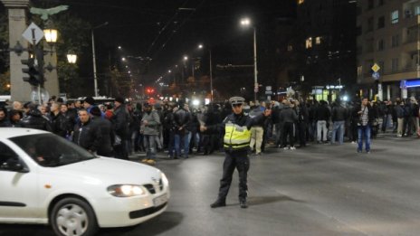 Полицаите пак блокираха "Орлов мост", за последно