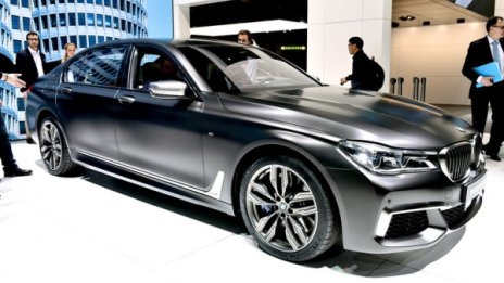 Новата 7-Series е по-бърза от BMW M5