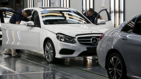 Mercedes иска да произвежда коли в Румъния