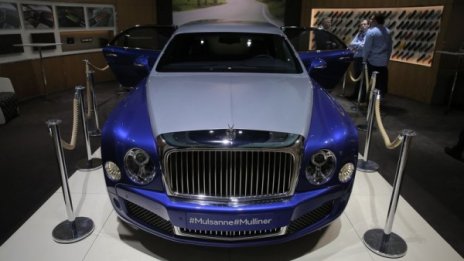 6,5-метрово Bentley плени Женева