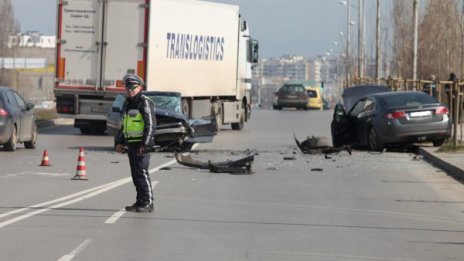 Тежка катастрофа в София, пострадаха четирима