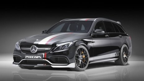 Ротвайлер с багажник – един Mercedes-AMG C63 S