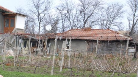 Разложкото село Баня на бунт срещу лихвар 