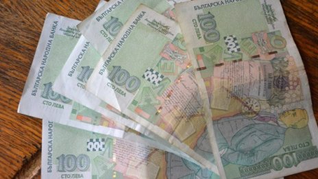 Такси "капани" оскъпяват бързите заеми с до 400%