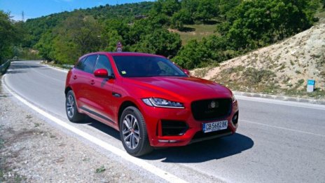 Jaguar F-Pace – не просто красива опаковка