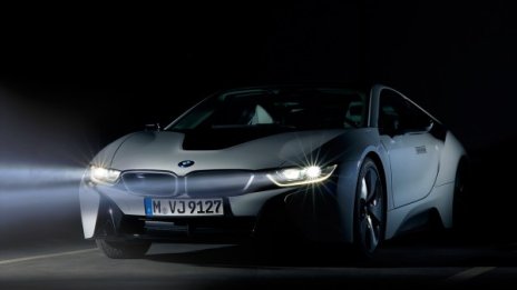 До 5 години: BMW пуска конкурент на Tesla