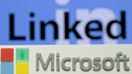 Основателят на LinkedIn прибира 2,88 млрд. долара