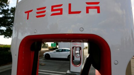 Tesla ускорява производството 