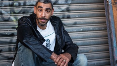 Leeroy Thornhill идва за безплатно парти в България