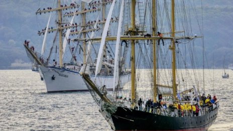 Варна изпрати регатата Tall Ships с Парад на ветрилата