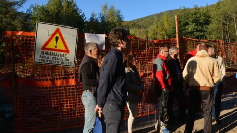 Лумна колата на кмета на Панчарево. Дали го сплашват?