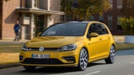 Показаха го! Ето първи снимки на обновения VW Golf