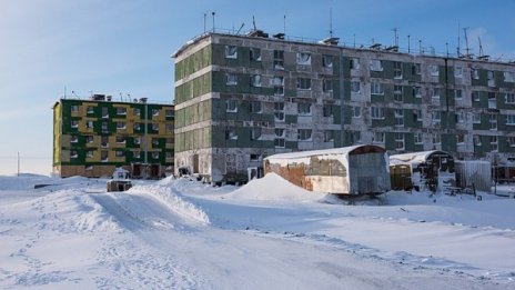 Искате дом без пари и почти без уловки? Елате в Тикси, Русия!