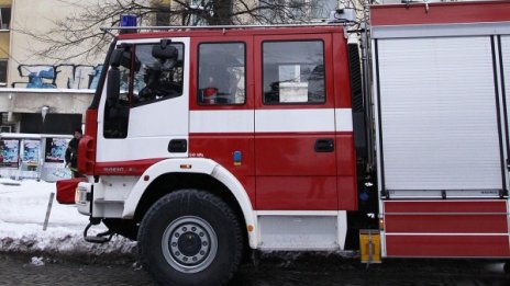 Пожар горя в столичния "Хаджи Димитър", трима в болница