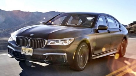 BMW показа новия си флагман, скоростта му – 305 км/ч