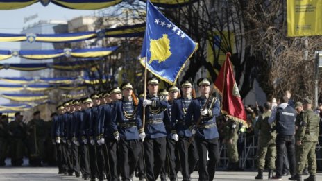 Косово реши да създаде собствени въоръжени сили