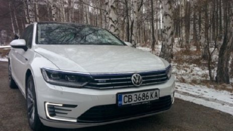 Да започнеш на чисто: Тест на новия Volkswagen Passat GTE