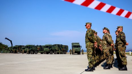 Германският Бундесвер създава вътрешни войски за охрана на стратегически обекти