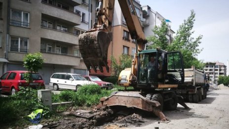  Няма душ, но виц кажи! "Топлофикация" ще те възнагради