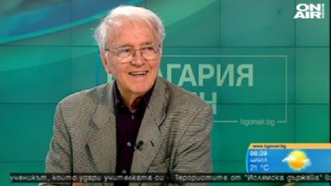 Старчев за паметника пред НДК: Обиден съм, издигнат е в името на България!