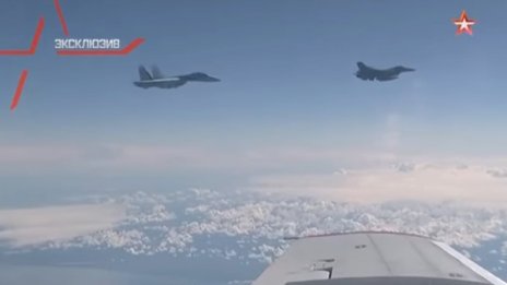 Кой кого? НАТО-вски F-16 или руски Су-27… до самолета на Шойгу