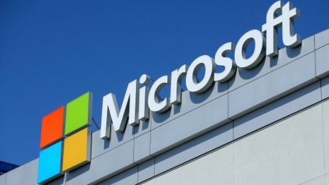 Microsoft успешно развива бизнеса си с облачни услуги