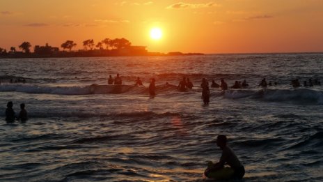 Днес ще бъде слънчево, с максимални температури до 34°