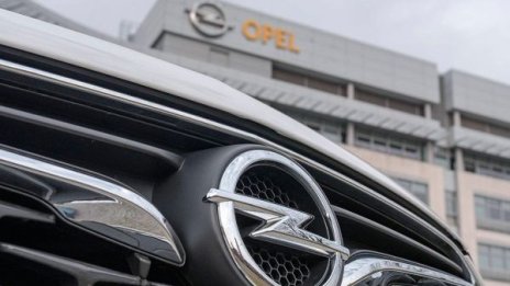 Peugeot и Citroen завършиха сделката за купуването на Opel