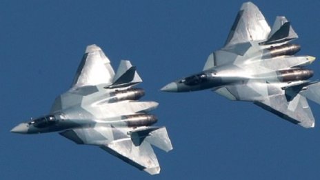 Гледайте, завиждайте! Русия показа новия Су-57, превъзхожда всички