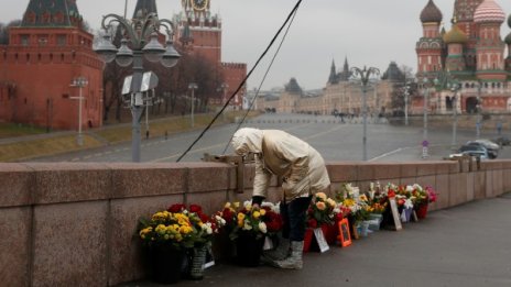 Идея в Киев: Паметник на Немцов насред градска градина