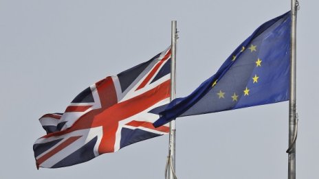 Блокира ли британският парламент Brexit без споразумение?