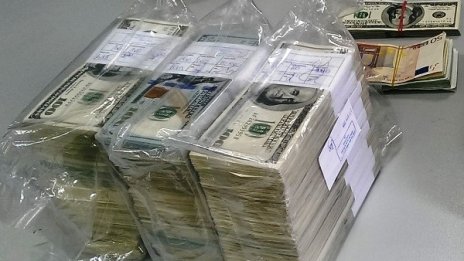 Задържаха валута за 55 000 лв. на Капитан Андреево