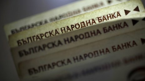 14-годишен краде от възрастни хора в Търговищко