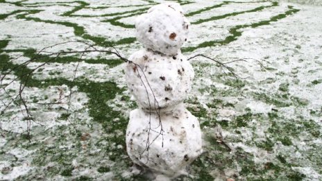 Януари – топъл, с много малко сняг, а живакът скача и до 15°C!