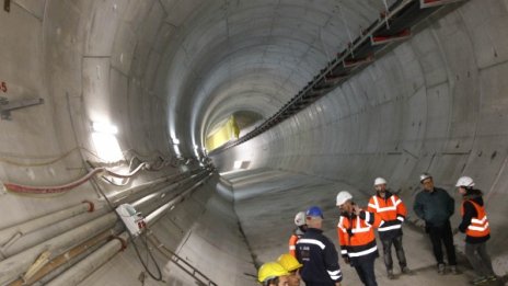 Промени и затворени улици заради строежа на метрото