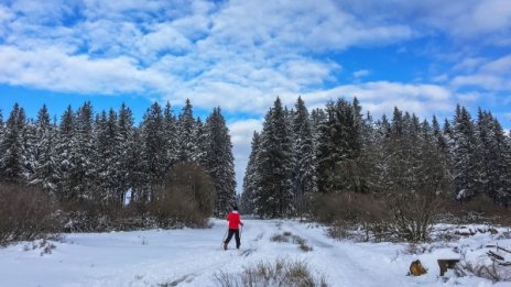 Затопля се, температурите стигат до 16°C