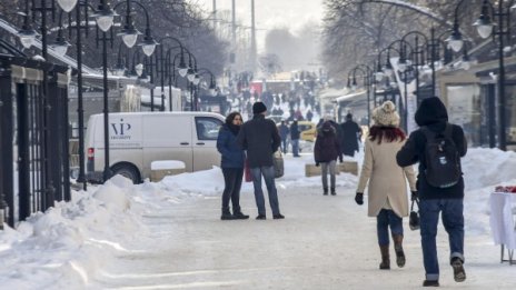 Сняг, виелици и дъжд днес, оранжев код за 18 области